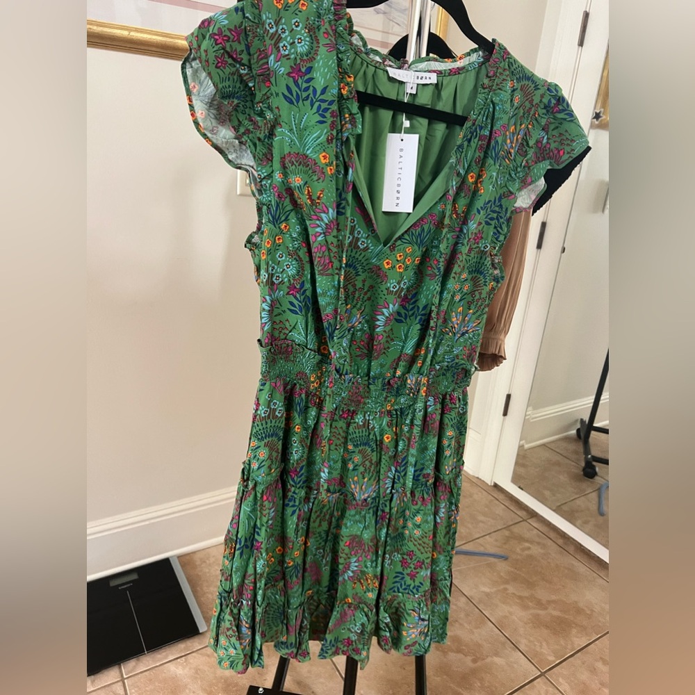 Green patterned dress